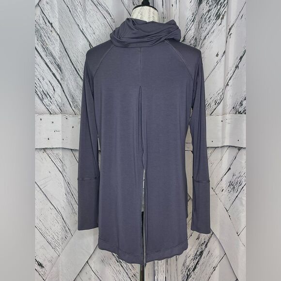 The Om Collection Cowl Neck High/Low Top Gray L - Picture 3 of 8